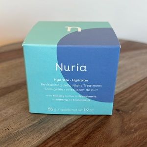 New Nuria Hydrate Revitalizing Jelly Night Treatment